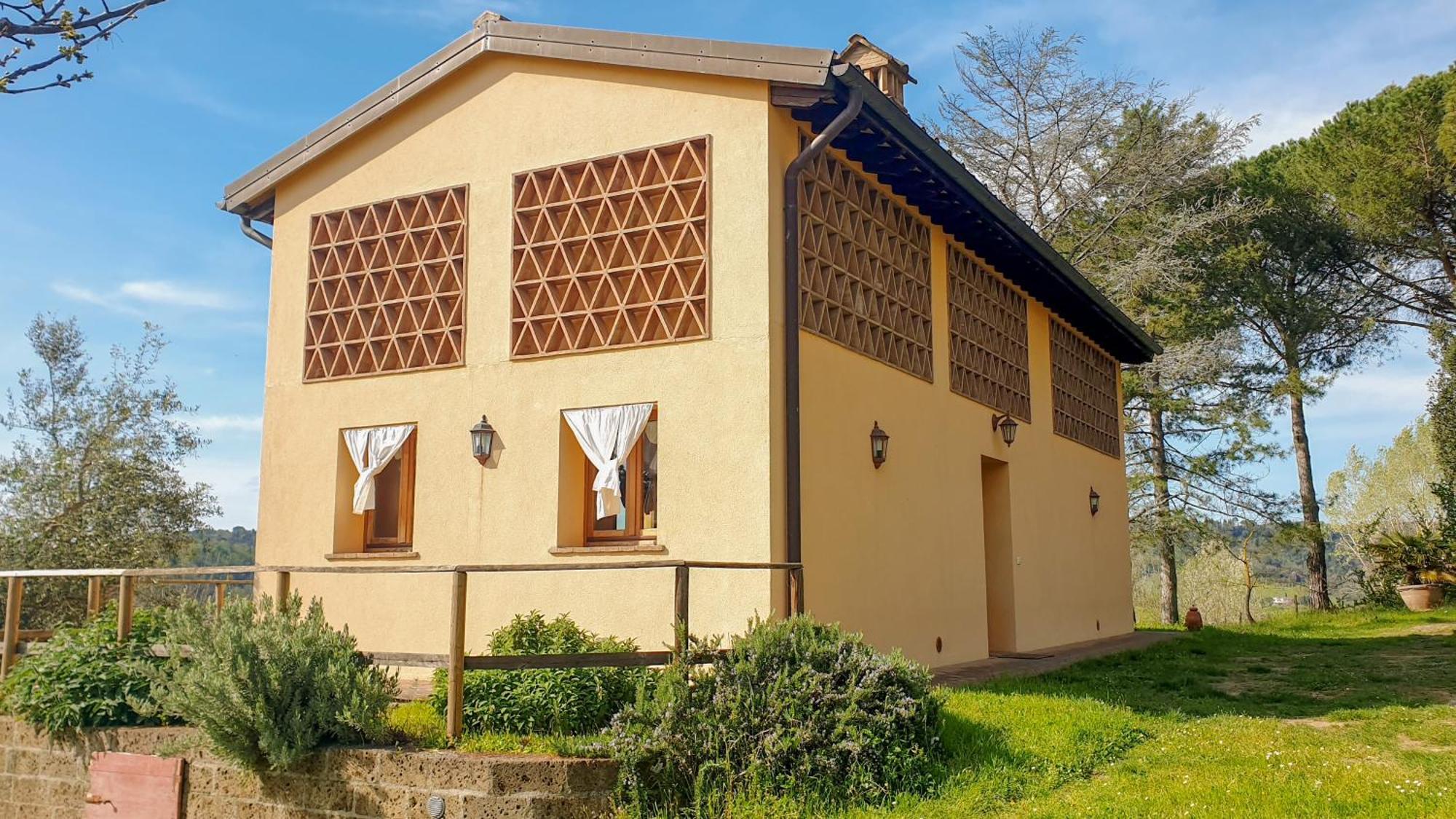 Agriturismo Podere Le Tombe Guest House ปาลายา ภายนอก รูปภาพ