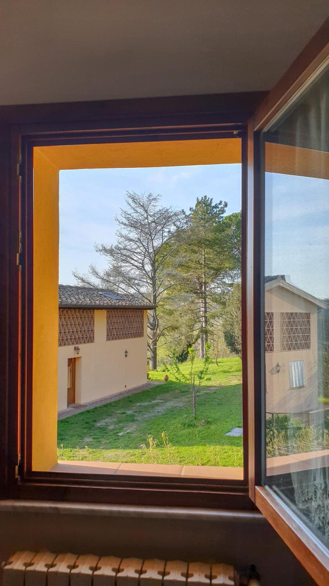 Agriturismo Podere Le Tombe Guest House ปาลายา ห้อง รูปภาพ